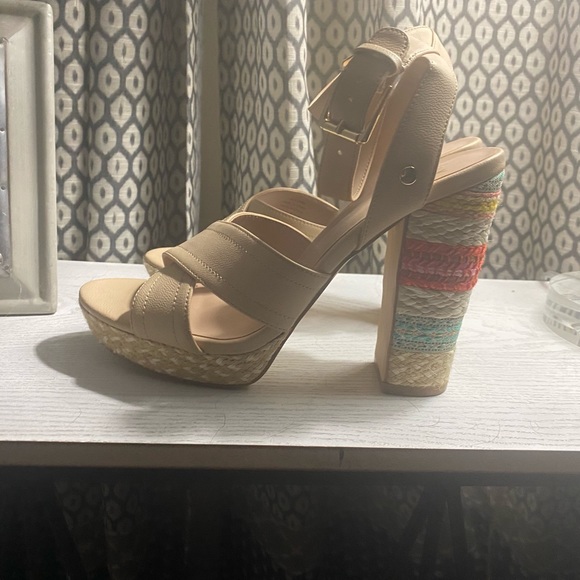 Mix No 6 heels - Picture 2 of 3